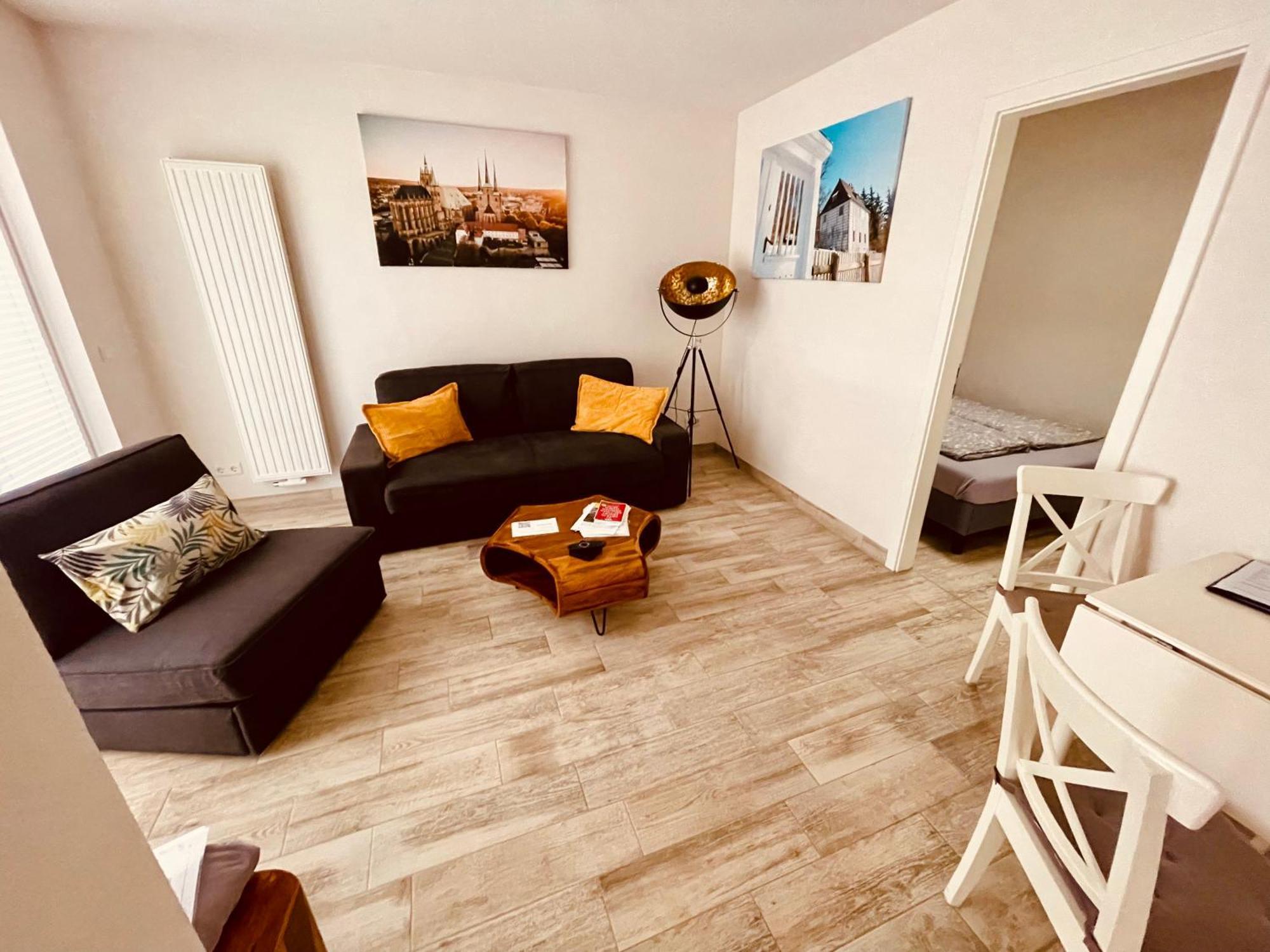 Ferienwohnungen Mey Haus Zum Rosenstock Erfurt Bagian luar foto
