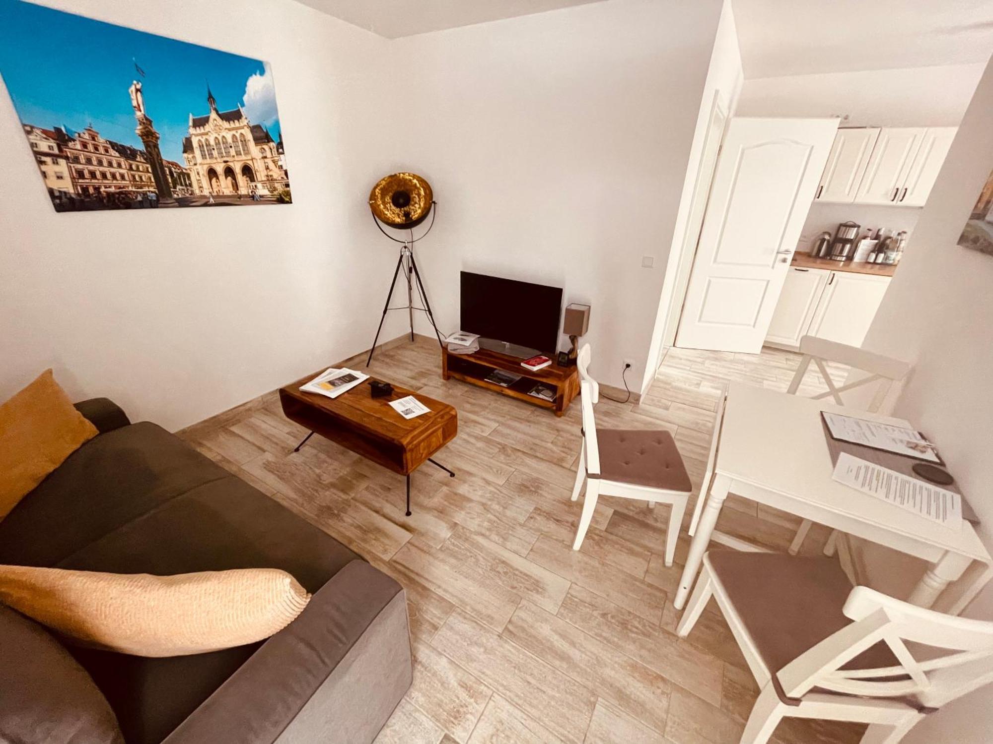 Ferienwohnungen Mey Haus Zum Rosenstock Erfurt Bagian luar foto
